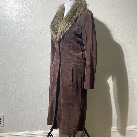 Wilsons Leather suede Brown Trench Coat with Faux Fur Collar - Picture 5 of 12